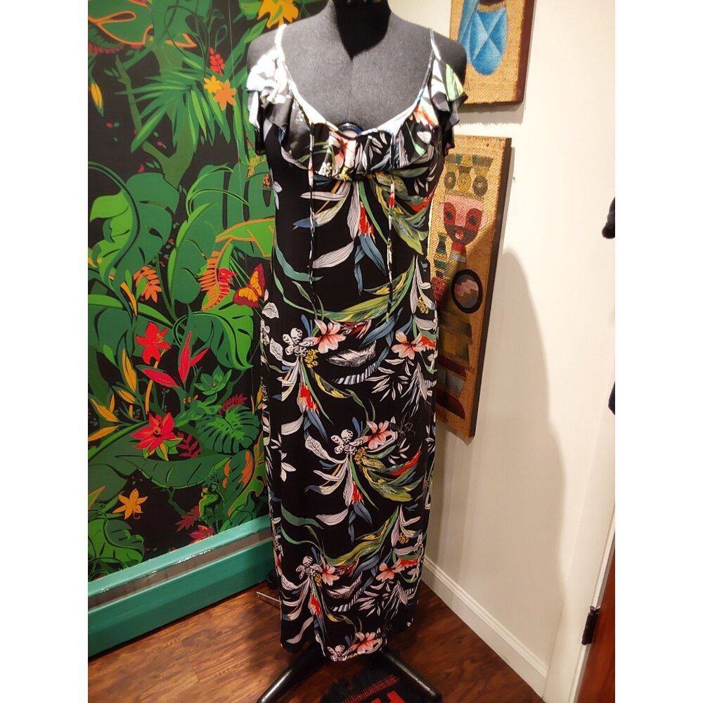 NWOT LOVE Women's Tropical Style Long Black Dress with Ruffle Collar. Size XL